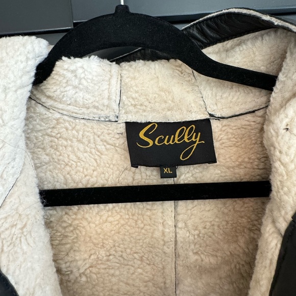 Leather and sheepskin jacket - Picture 9 of 9